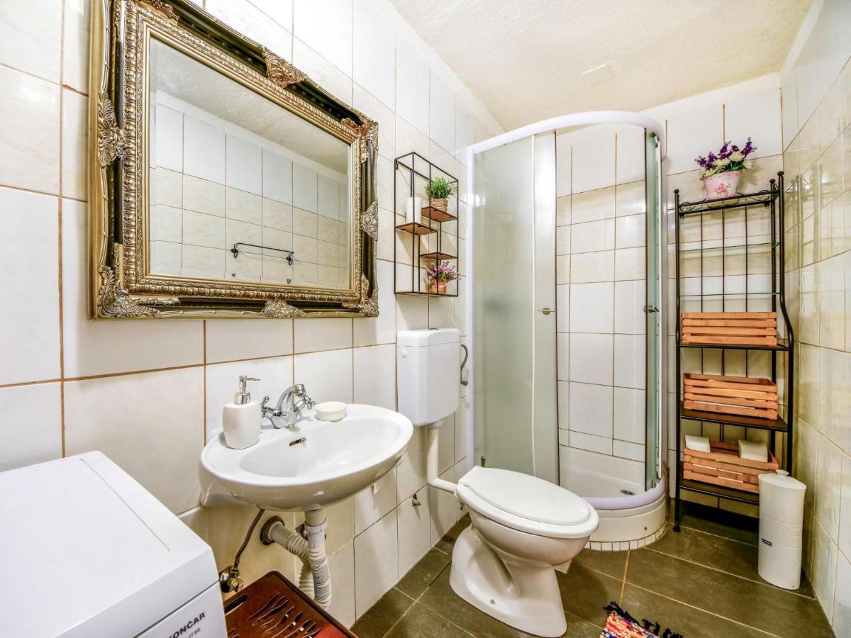 Holiday Home Marijana By Interhome Vratarusa Bagian luar foto
